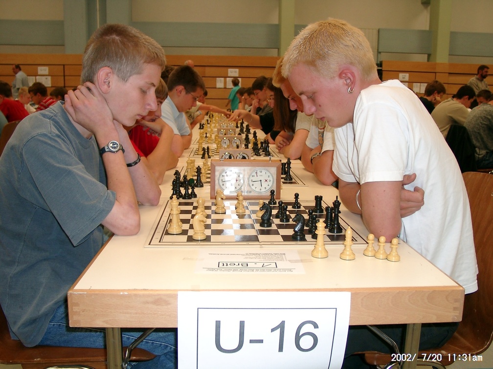 06u16