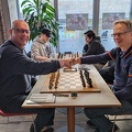 Steffen mit Handschlag
